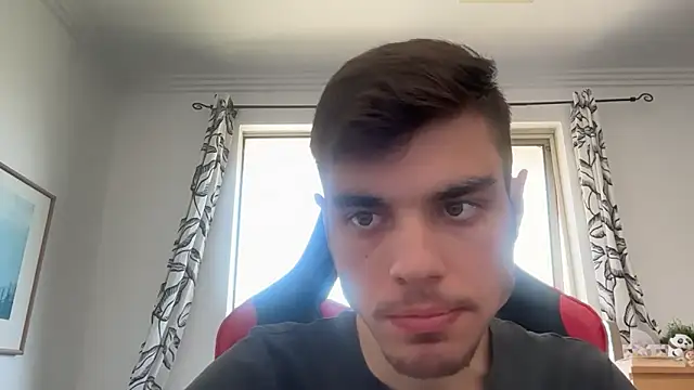 Omarnede Pertunjukan Webcam