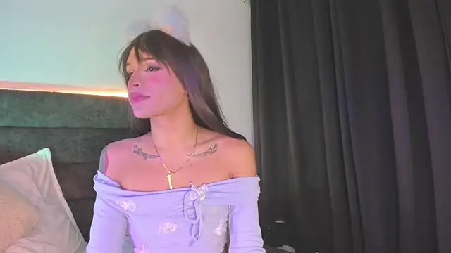 Zam_Blissett Show in webcam