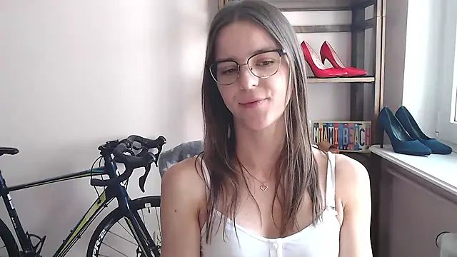 love_megi: онлайн-секс-чат