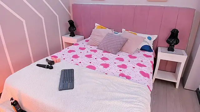 NatyBliss_gh: онлайн-секс-чат