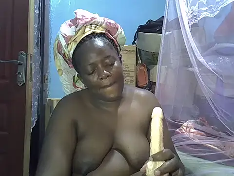 Chatroom XXX en direct de Ebonyceline