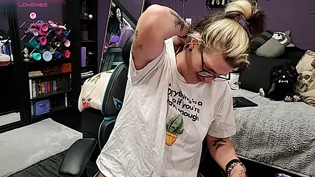 oddywithabody Live XXX-chat