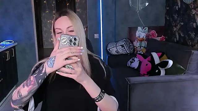 Chatroom XXX en direct de Blckmirrorr