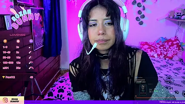 Chat +18 de Roxanbunny1 ao vivo