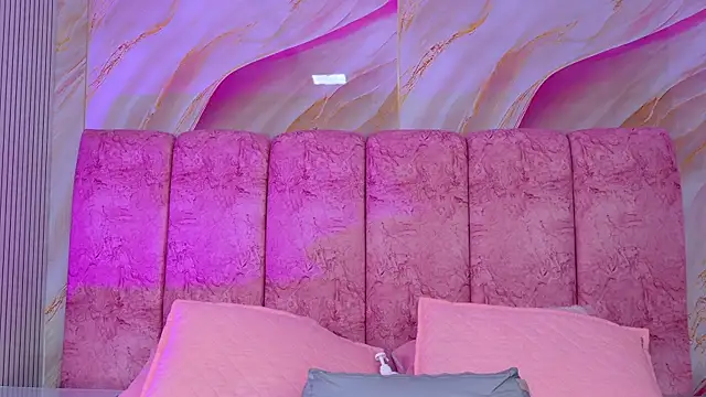 emmacurvy élő XXX-chatje