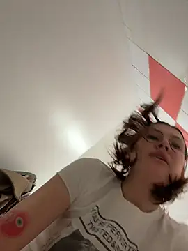 RinaCat Adlı Modelin Canlı XXX Sohbeti