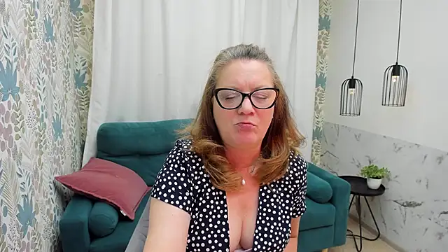 LeaPure Chat XXX live