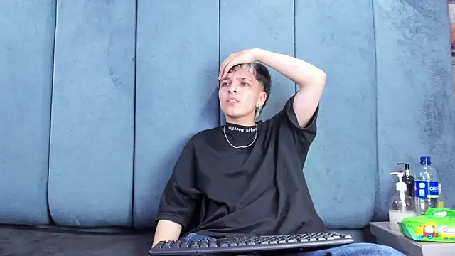 Megan_Thompson_ – Naživo XXX chat