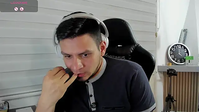 Rick_Adams webkamerás műsora