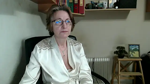 katemodel: απευθείας συνομιλία ΧΧΧ