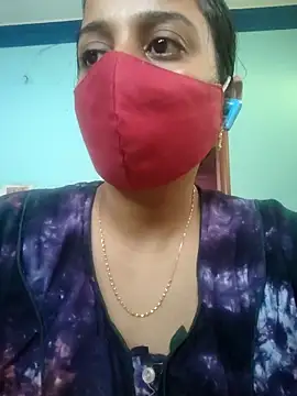 Tamil_shaliniのウェブカメラショー