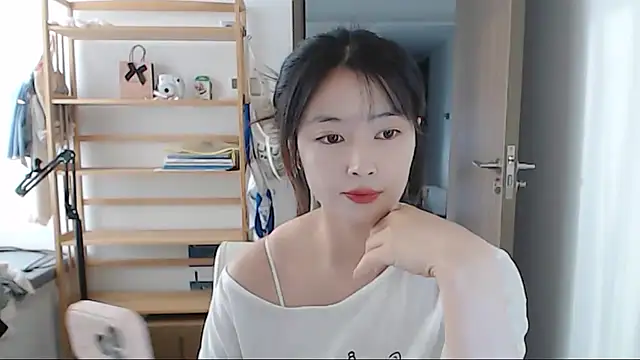 Mimi-cnbaby Chat XXX in diretta