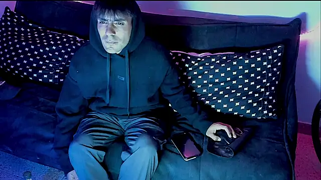 Živý XXX chat Lord_Apolo