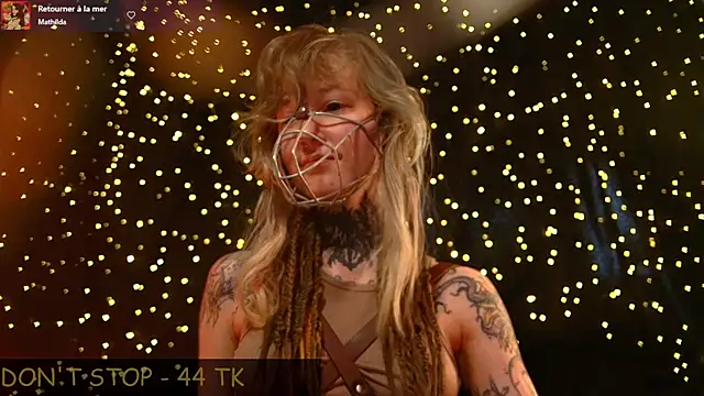 Chatroom XXX en direct de Littlespacemouse