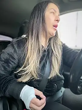 HotXMom_のライブXXXチャット