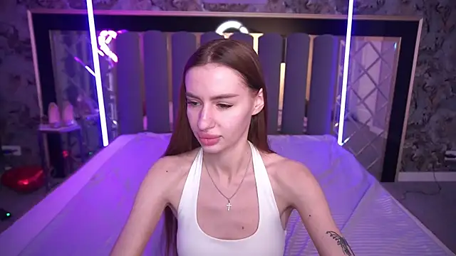 Snow_WhiteeeX's Live XXX Chat