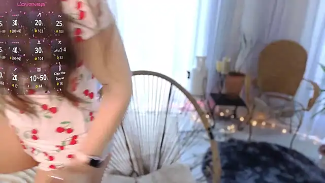 lili_hotly's Live XXX Chat