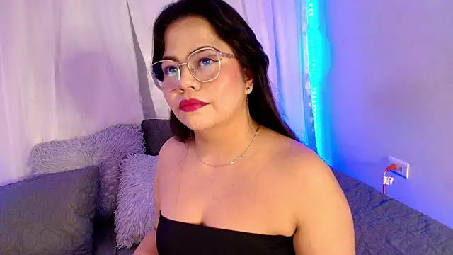 LilyRousee's Live XXX Chat