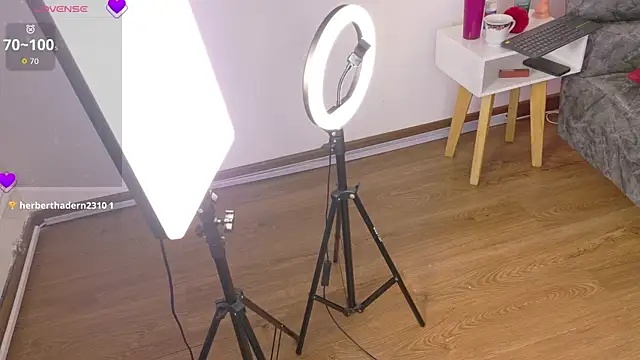 Victoria_key Webcamshow