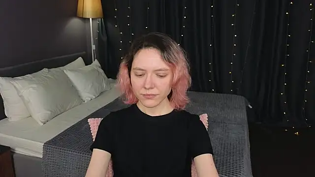 XXX chat uživo modela HottoKori