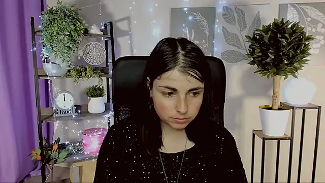 دردشة MartaEdams الجنسية المباشرة