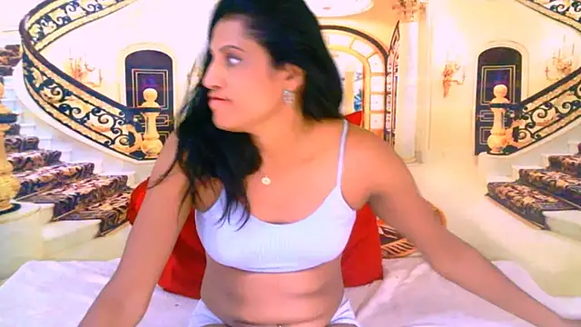 IndianSexcSmyle: онлайн-секс-чат