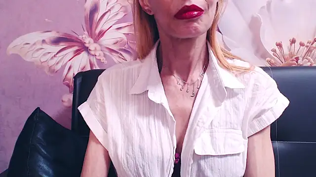 BlondPussyのウェブカメラショー