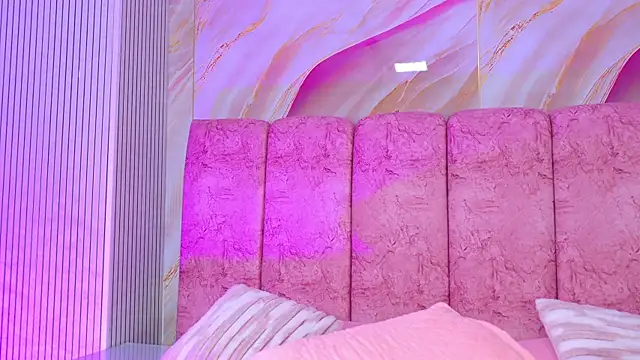 Chat XXX en directo de emmacurvy