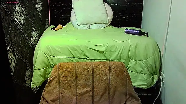 Онлайн чат XXX _naughty_milf