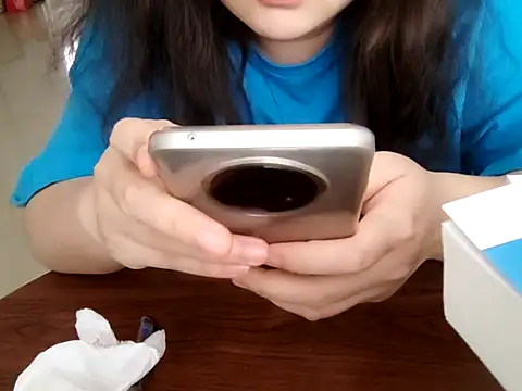 XXX chat uživo modela AngelwithEcup