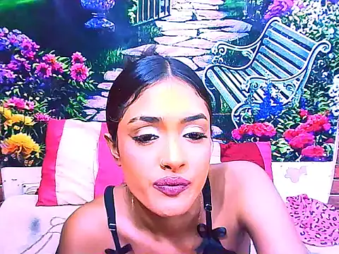 Czat XXX na żywo – IndianPretty14u2Luv