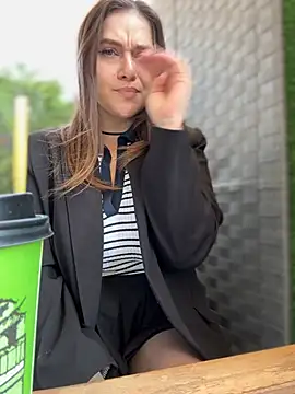 CrazyTori's Live XXX Chat