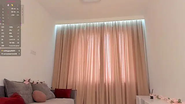 TaiteFairfield: онлайн-секс-чат