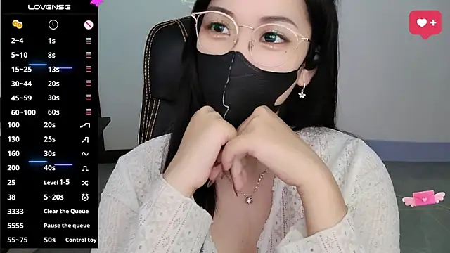 XXX chat uživo modela Dully_ana