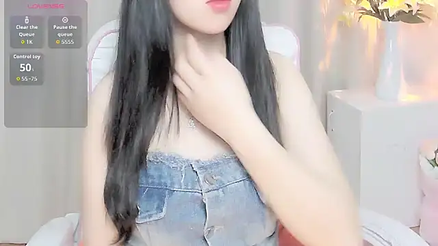 Chat XXX ao vivo de Sweet-Shuna