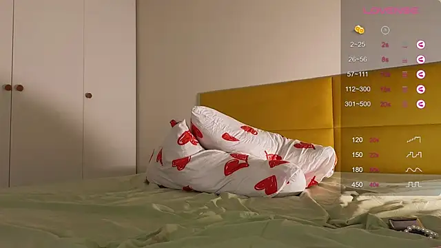 AliceKingsleigh Chat XXX live