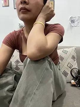 Czat XXX na żywo – Ivy_Trix2