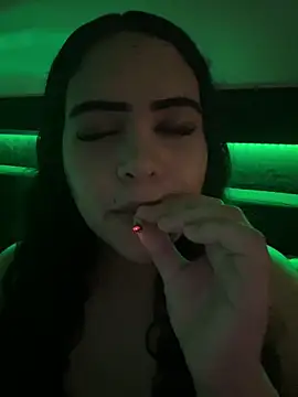 iTrapXXX Show in webcam