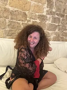 SempreDonatella's Live XXX Chat