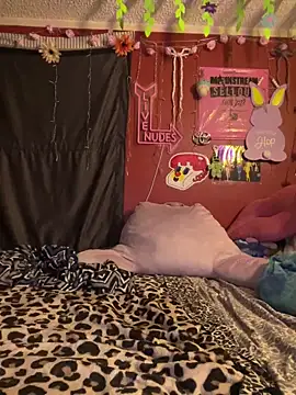 TranSexualJade95 élő XXX-chatje