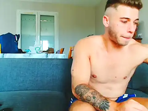 Chatroom XXX en direct de Elkafit28