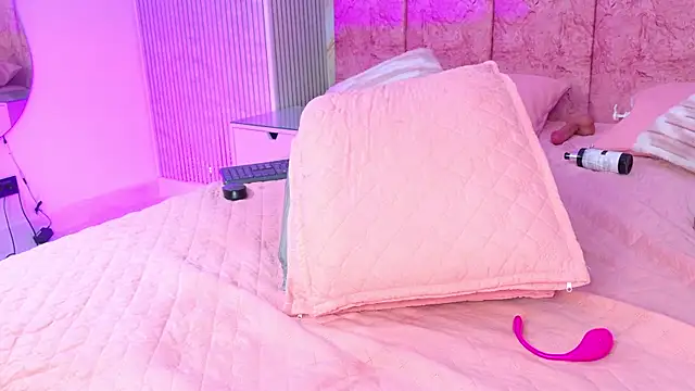 emmacurvy's Live XXX Chat