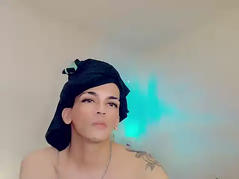 Show Webcam de kimkardasha98