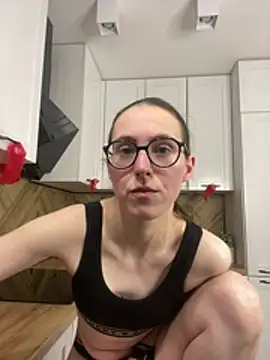 Chat +18 de MartiniiSelenna ao vivo