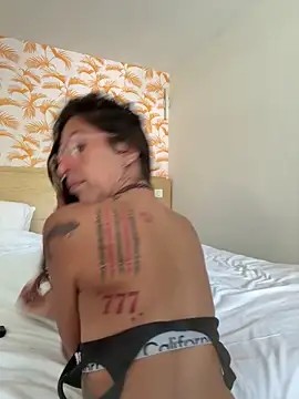 Lalla_Amani লাইভ XXX চ্যাট