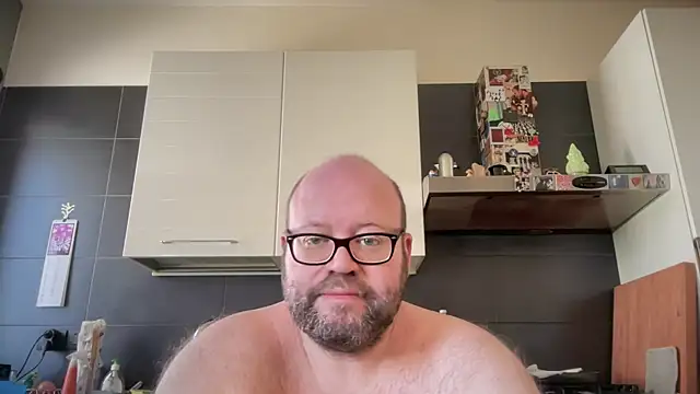 theitalianbear Show Webcam