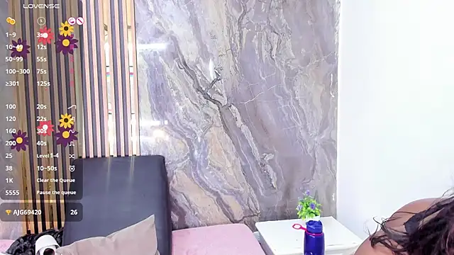 Sembang XXX Secara Langsung LauraSaenz01