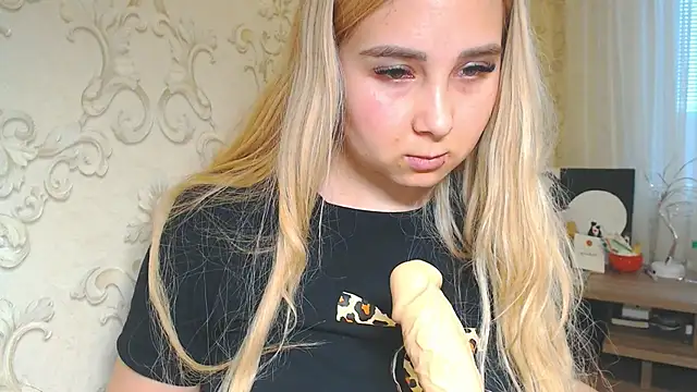 Вебкам-шоу DolphinDreams