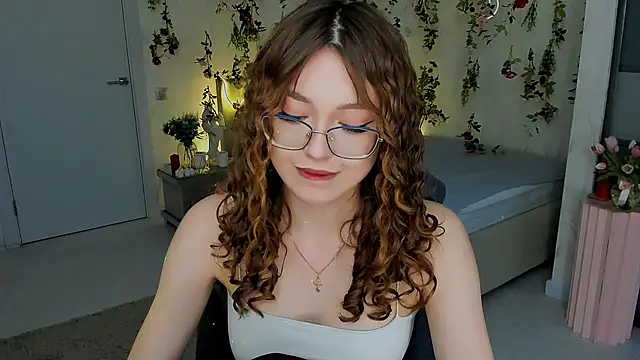 Živý XXX chat SereneFlame