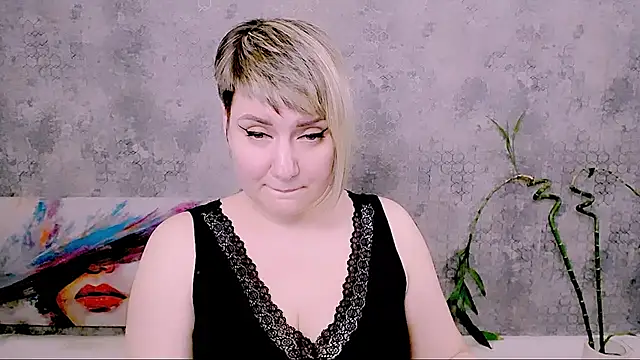 Živý XXX chat Djullia